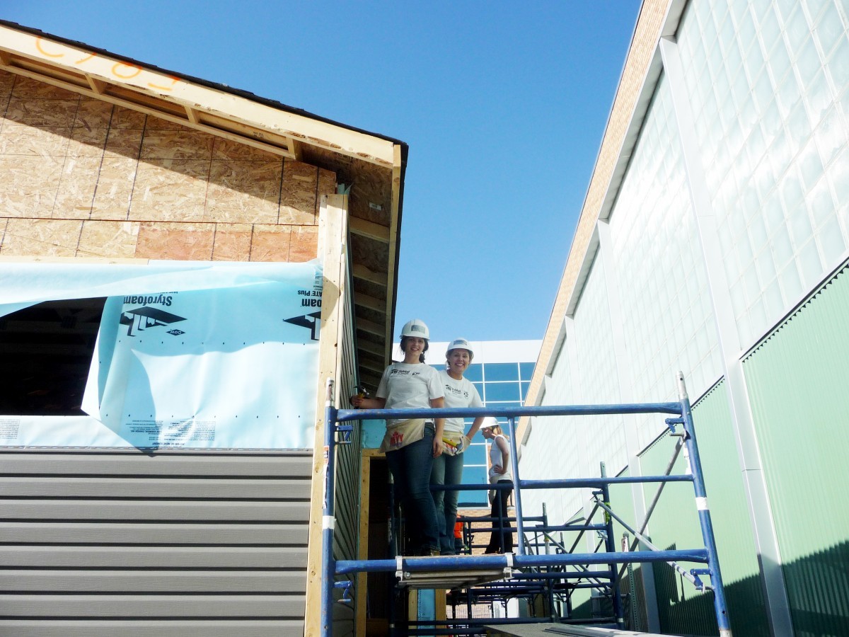 Faculty of Medicine's Habitat for Humanity build