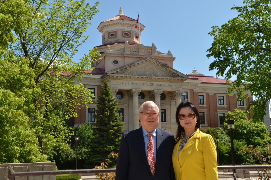 Sir Gordon and Lady Ivy Wu
