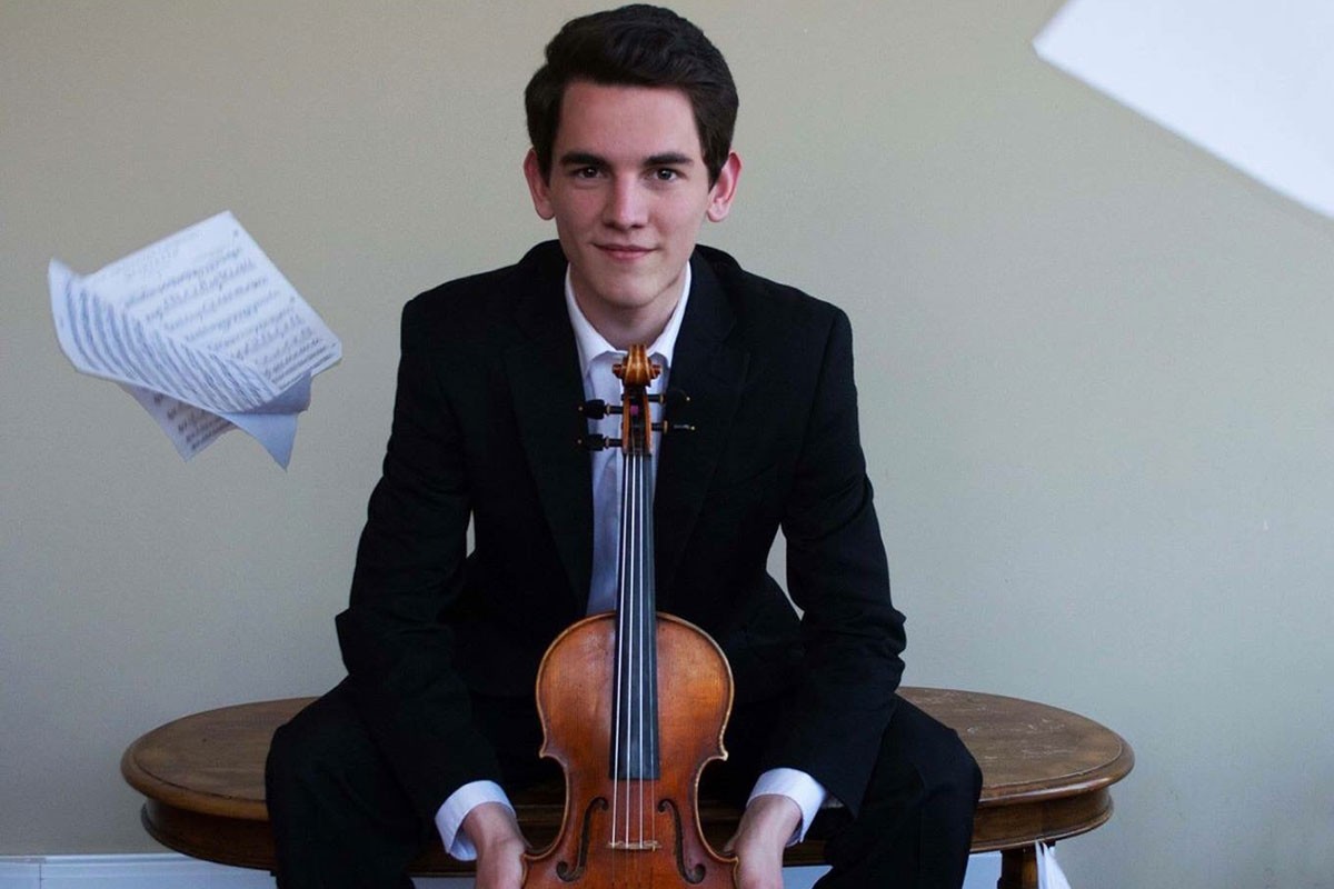 Gregory Lewis, a rising star on the national and international stage, frequently plays with orchestras across Canada, and has graced the stage at Carnegie Hall twice in the past year.