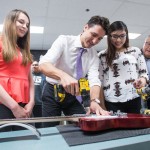 Prime Minister Justin Trudeau visits Oskayak High School in Saskatoon, Saskatchewan in April 2016. // PMO Photo by Adam Scotti