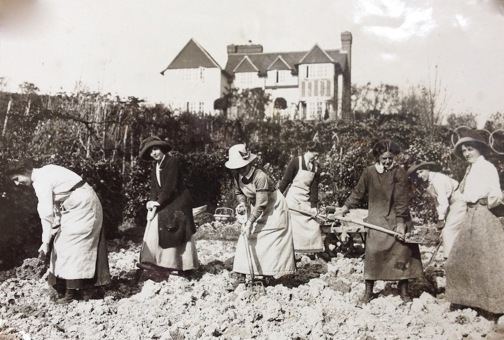 The Glynde School For Lady Gardeners in Sussex, England, established by Lady Frances Wolseley in 1902. Papers of the Viscountess Frances Wolseley, Hove Central Library, Hove, Sussex, Commonplace Book no. 196