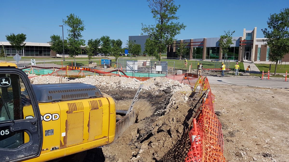 Innovation Drive construction.