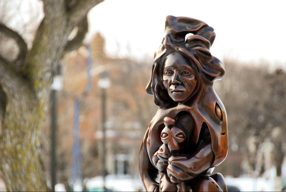 To celebrate Indigenous Awareness Month, @UMIndigenous is hosting a Photo Contest and wants you to show us your favourite Indigenous spaces on campus.