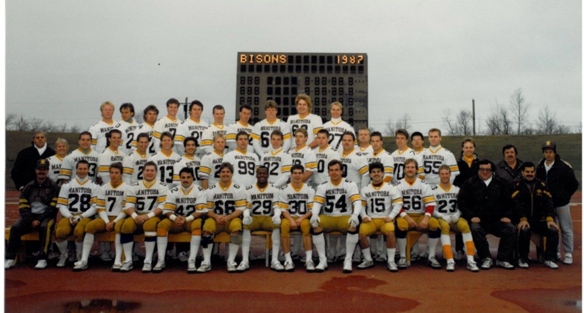 1987 bison football team photo