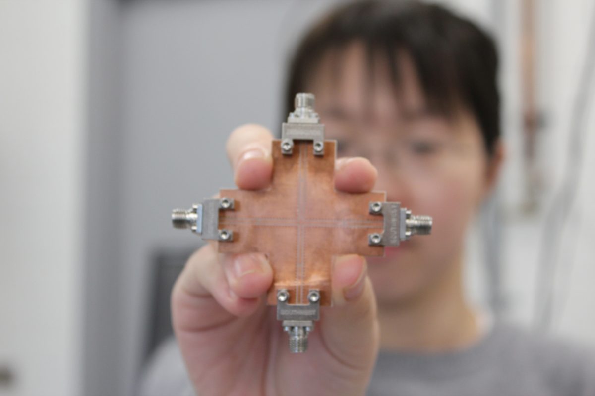 The nonreciprocal cavity magnonics device that can "cloak"