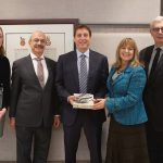 (L-R) Student Hilary Ransom, Asper Foundation’s Moe Levy, Leonard Asper, Gail Asper and UM President David Barnard.