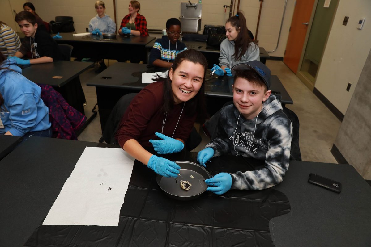 Grade 9 students in lab