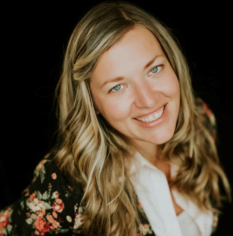 Jamie Pfau, a 2021 Emerging Leader Award recipient