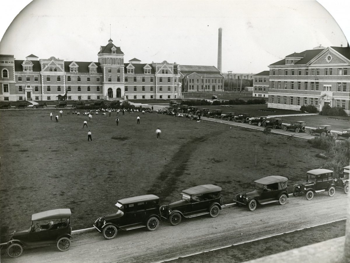 Taché Hall Residence, the Engineering building, and powerhouse at the University of Manitoba. Photo taken in 1930