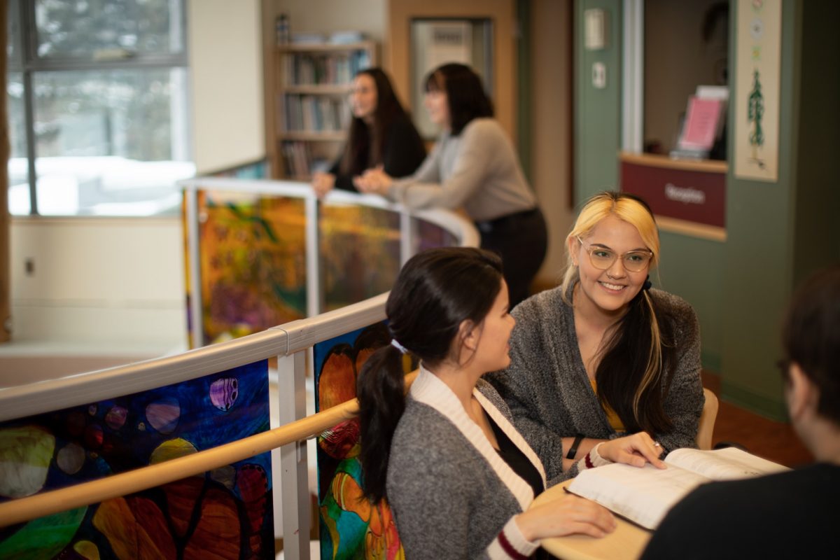 students-in-migizii-agamik