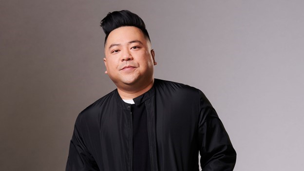 Comedian Andrew Phung headshot