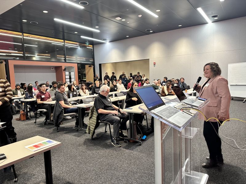 Janine Carmichael welcoming participants to the Sprint to Innovate Networking and Training Event.