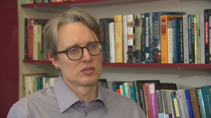 Neil McArthur, director of the centre for professional and applied ethics at the University of Manitoba (photo CBC)