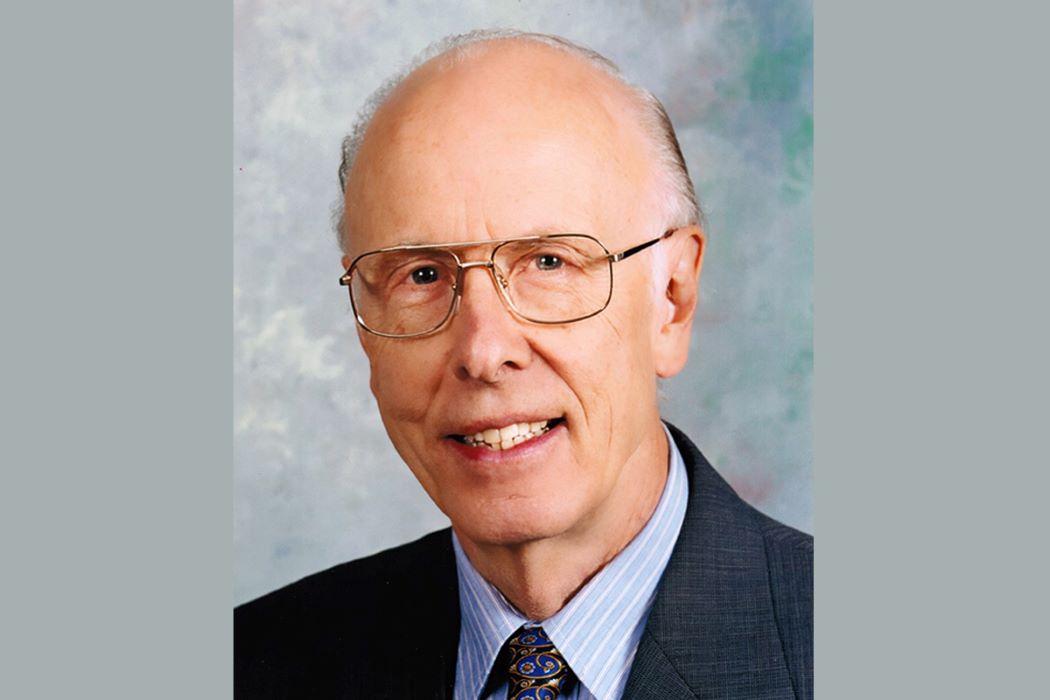 Headshot of Dr. Ken Thorlakson.