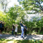 MIKAELA MACKENZIE / FREE PRESS The University of Manitoba Indigenous Birding Club goes on weekly walks to King’s Park to bird.