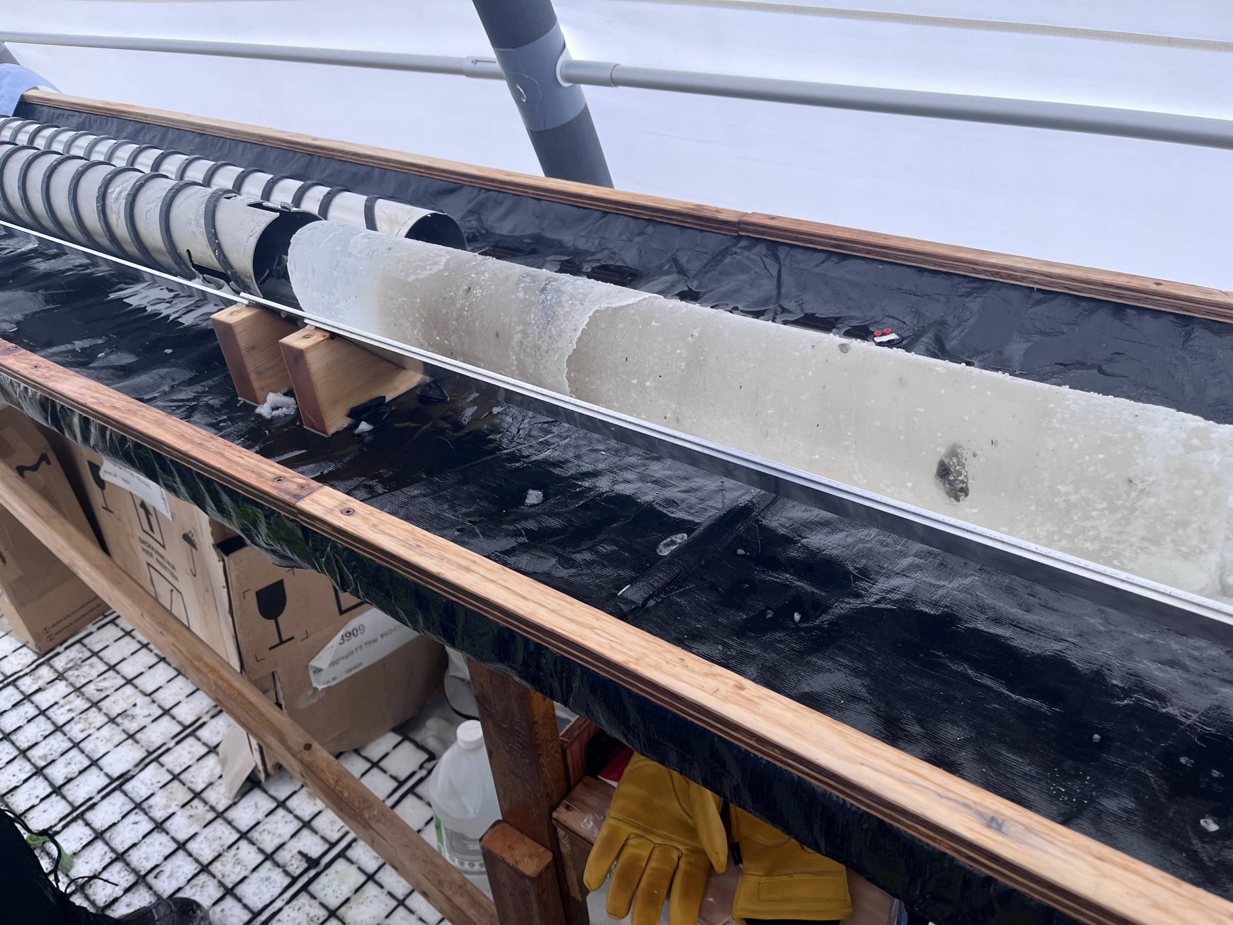 Ice core sample pulled from Müller ice cap.