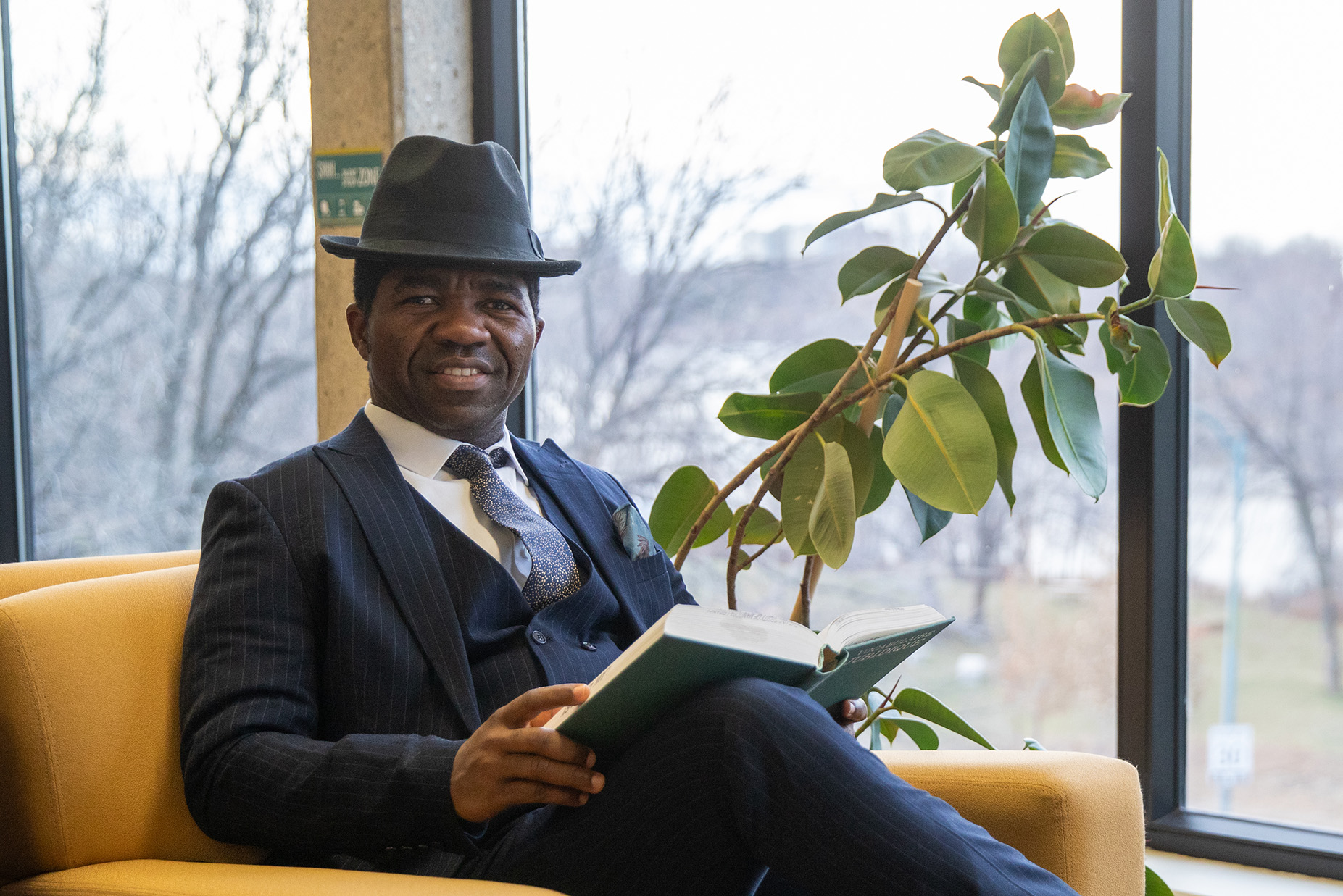 Master of Laws 2025 graduate Oluwafisayo Stephen Ayita will return to Robson Hall this fall as a member of UM’s first cohort of the Internationally Trained Lawyers program.